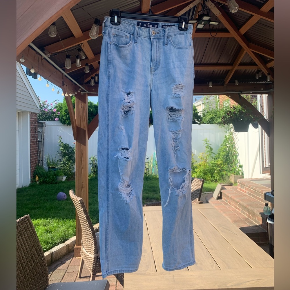 Hollister ultra high rise ripped mom jeans
